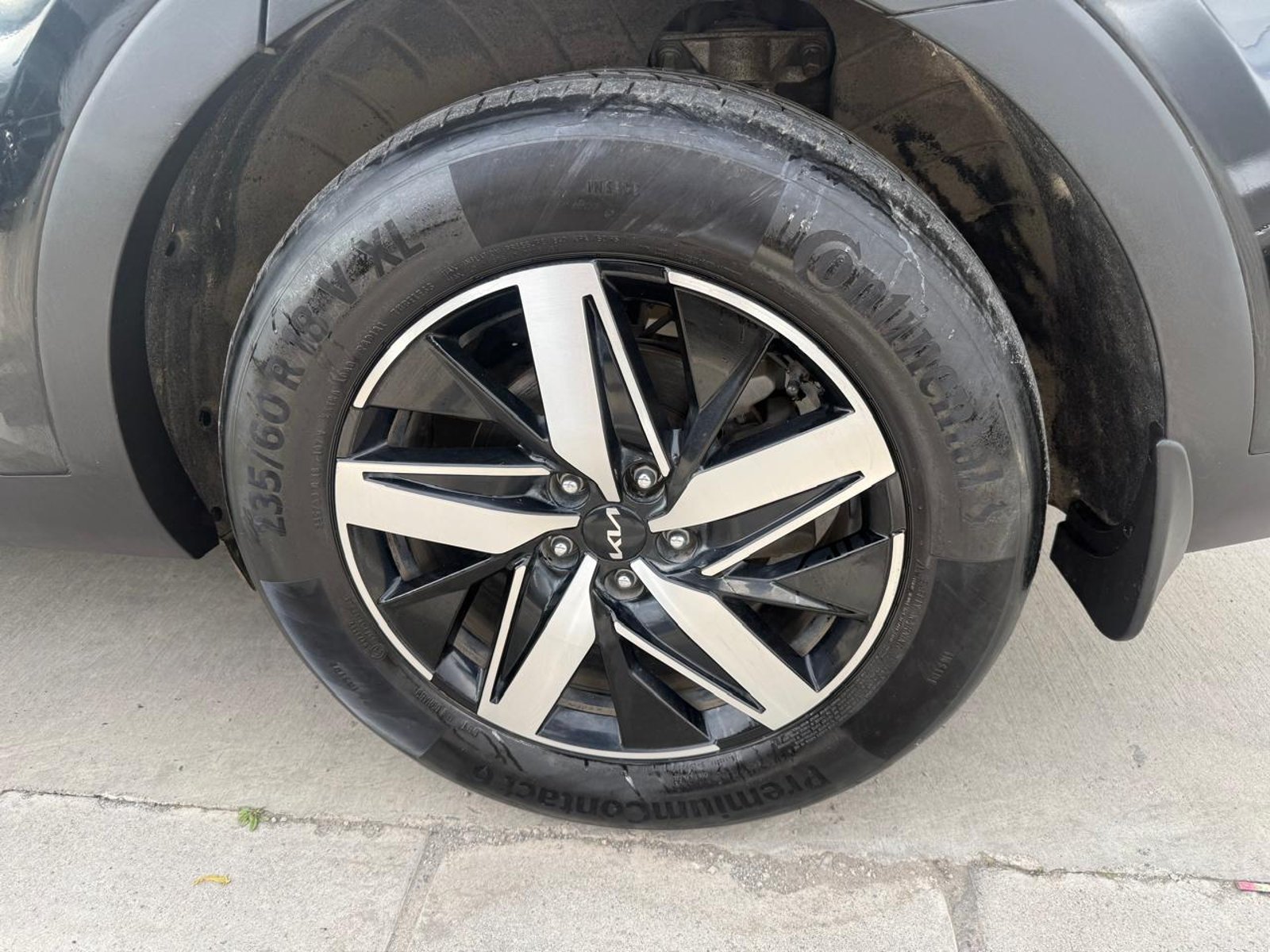 Kia SORENTO 2WD 2.5 AUT 2022 - Imagen 19 de 20