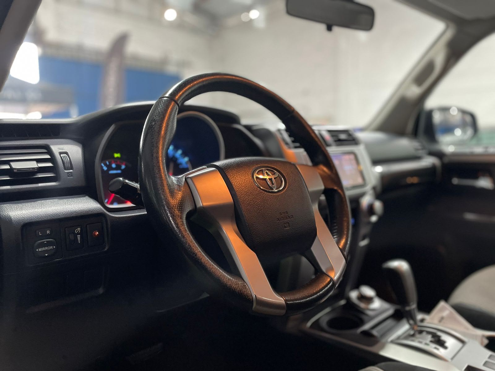 Toyota ALL NEW 4RUNNER SR5 4.0 AUT 2014 - Imagen 7 de 13