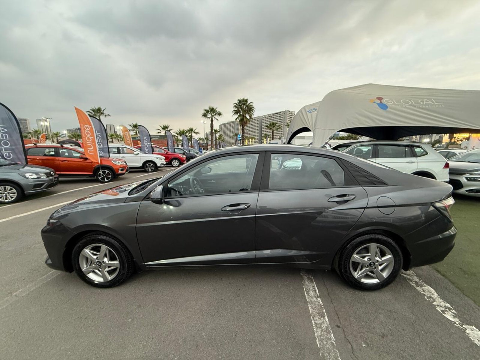 Hyundai ACCENT BN7I MPI 1.5 2024 - Foto 2 de 20