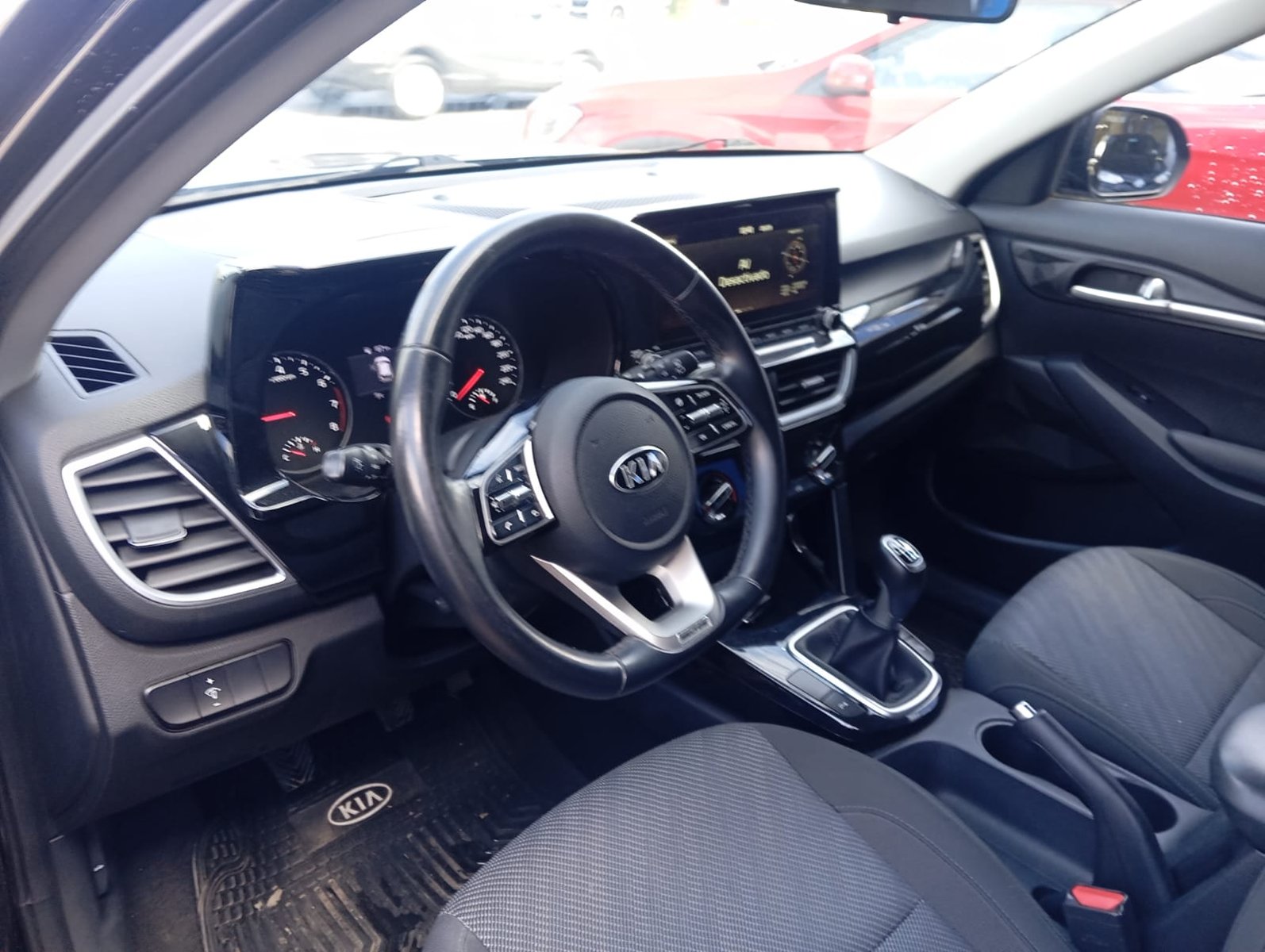 Kia SELTOS EX 1.6 2020 - Imagen 7 de 13