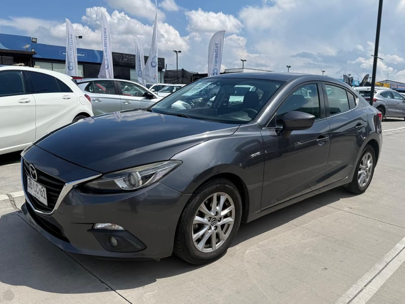 Mazda 3 SEDAN 2.0 2016