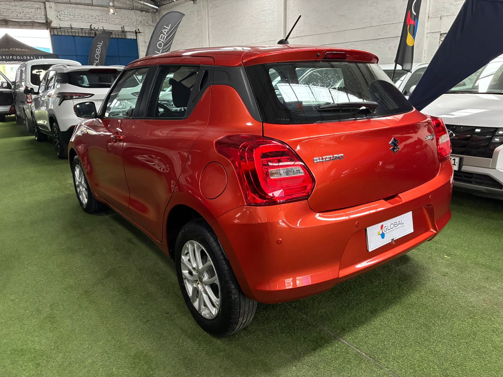 Suzuki SWIFT GL SPORT HB 1.2 2021 - Foto 2 de 11