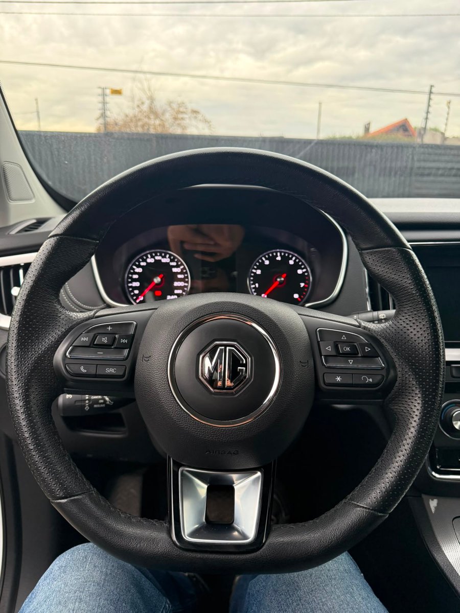 MG RX5 1.5 2022 - Imagen 13 de 20