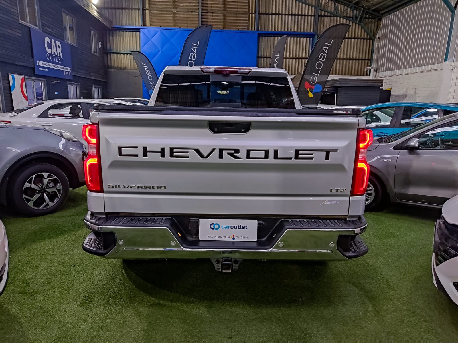 Chevrolet SILVERADO CC LTZ 4X4 3.0 AUT 2022 - Imagen 4 de 14