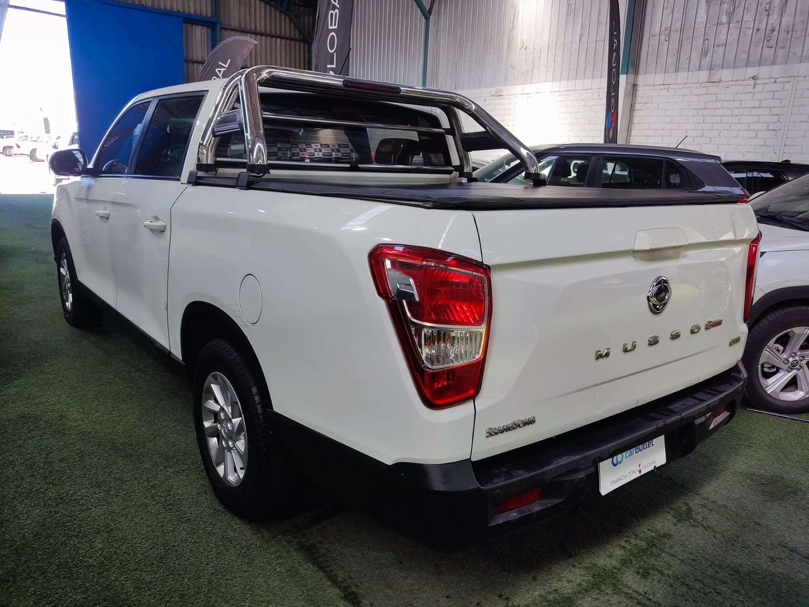 SsangYong MUSSO GRAND 2.2 2021 - Foto 3 de 14