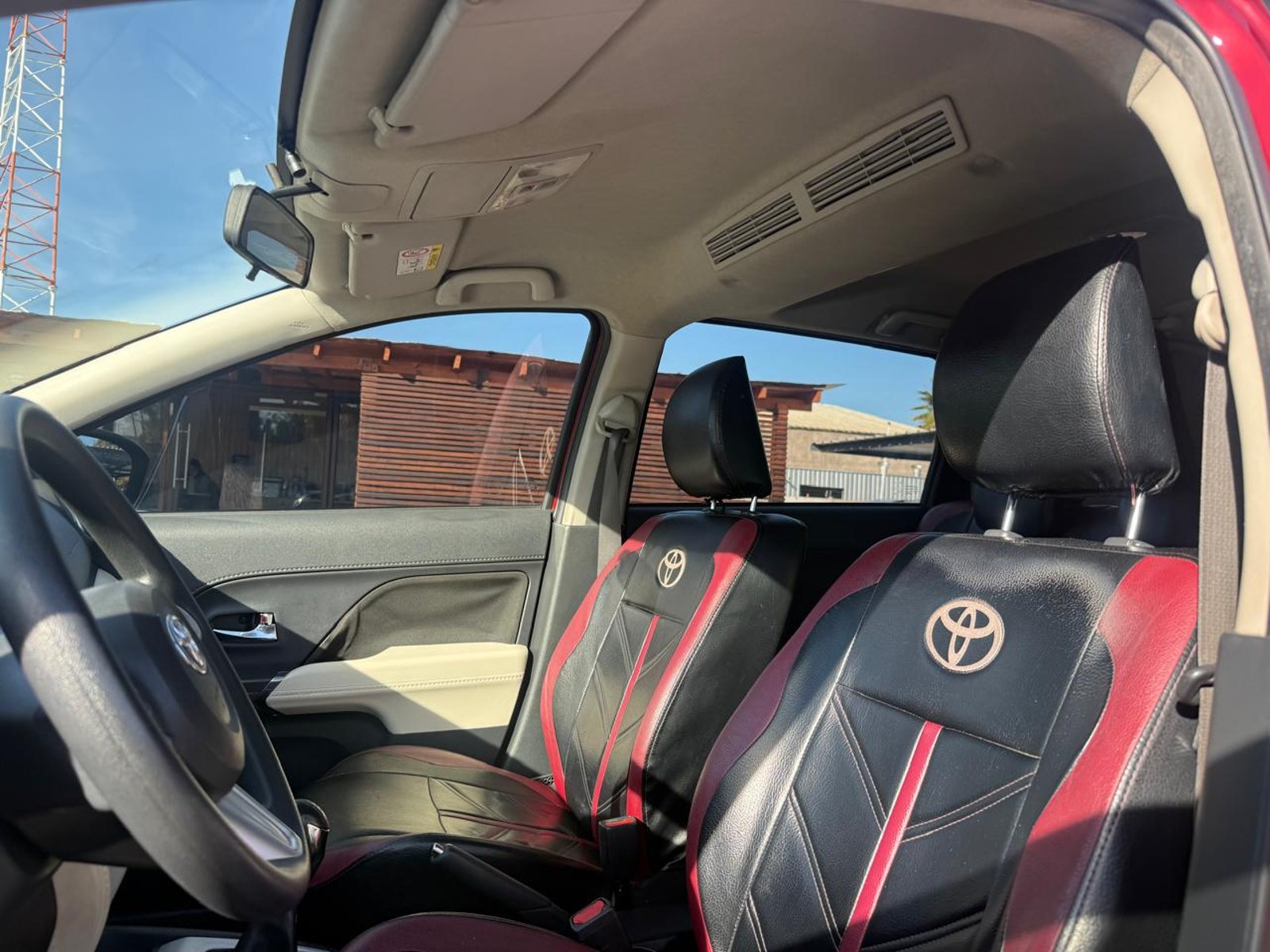 TOYOTA RUSH XLI 1.5 2022 - Imagen 10 de 20