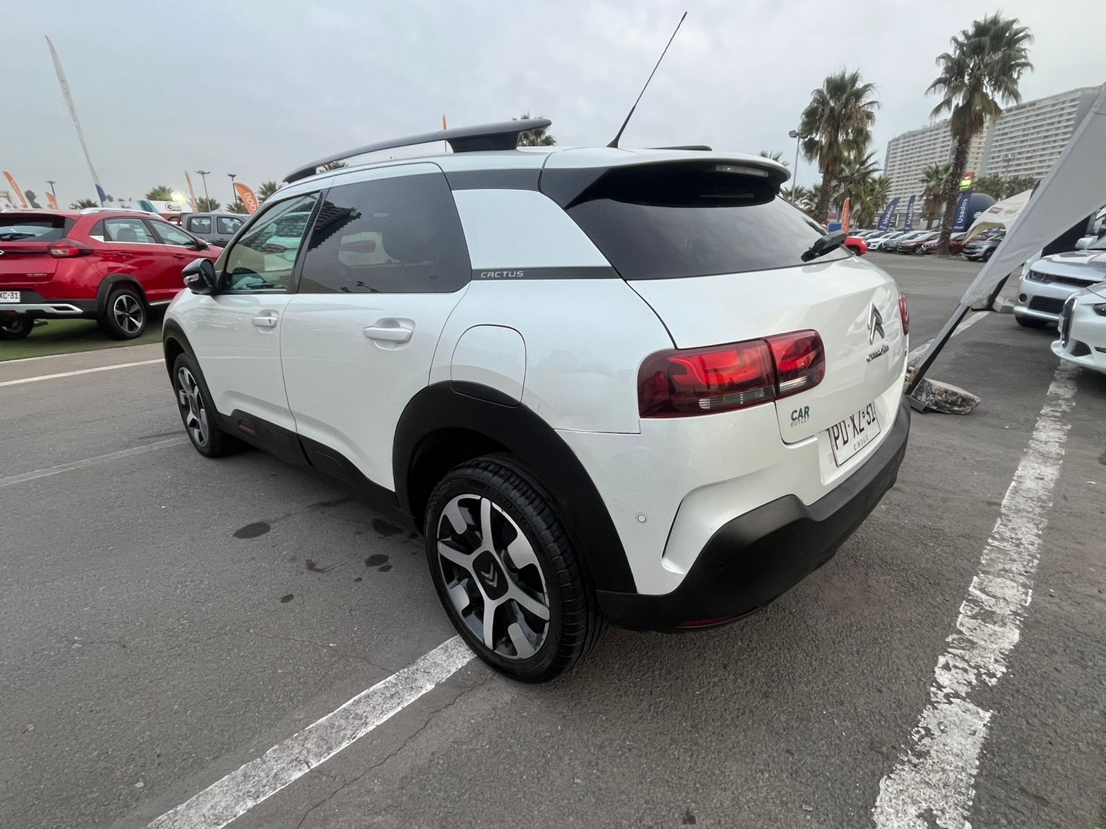 Citroën C-4 HDI 115 BVM6 S&S FEEL 2020 - Imagen 3 de 17