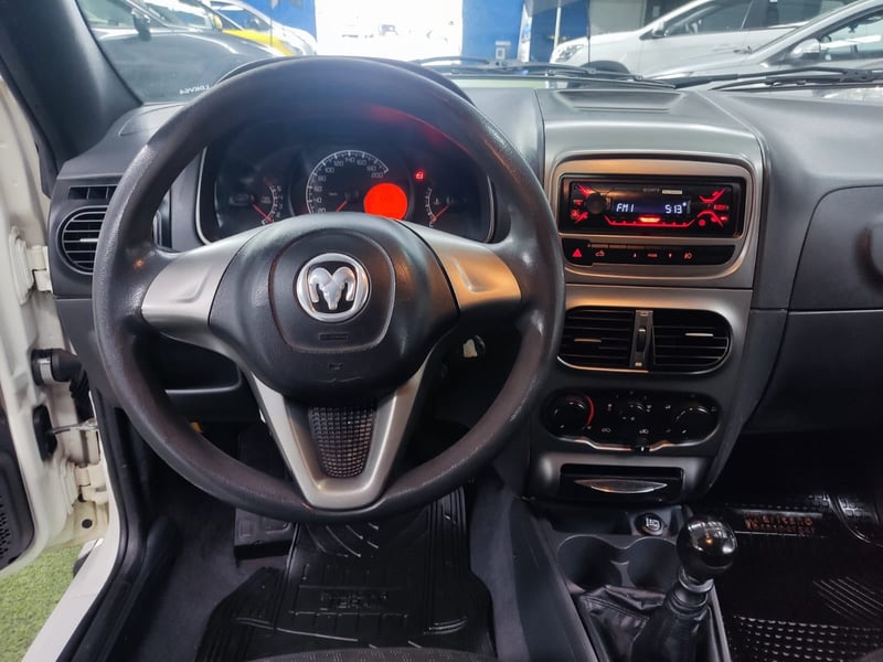 RAM 700 DCAB SLT 1.4 2019 - Imagen 12 de 16