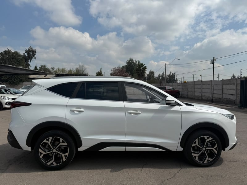 JAC JS8 TURBO DCT 1.5 AUT 2024 - Imagen 6 de 20
