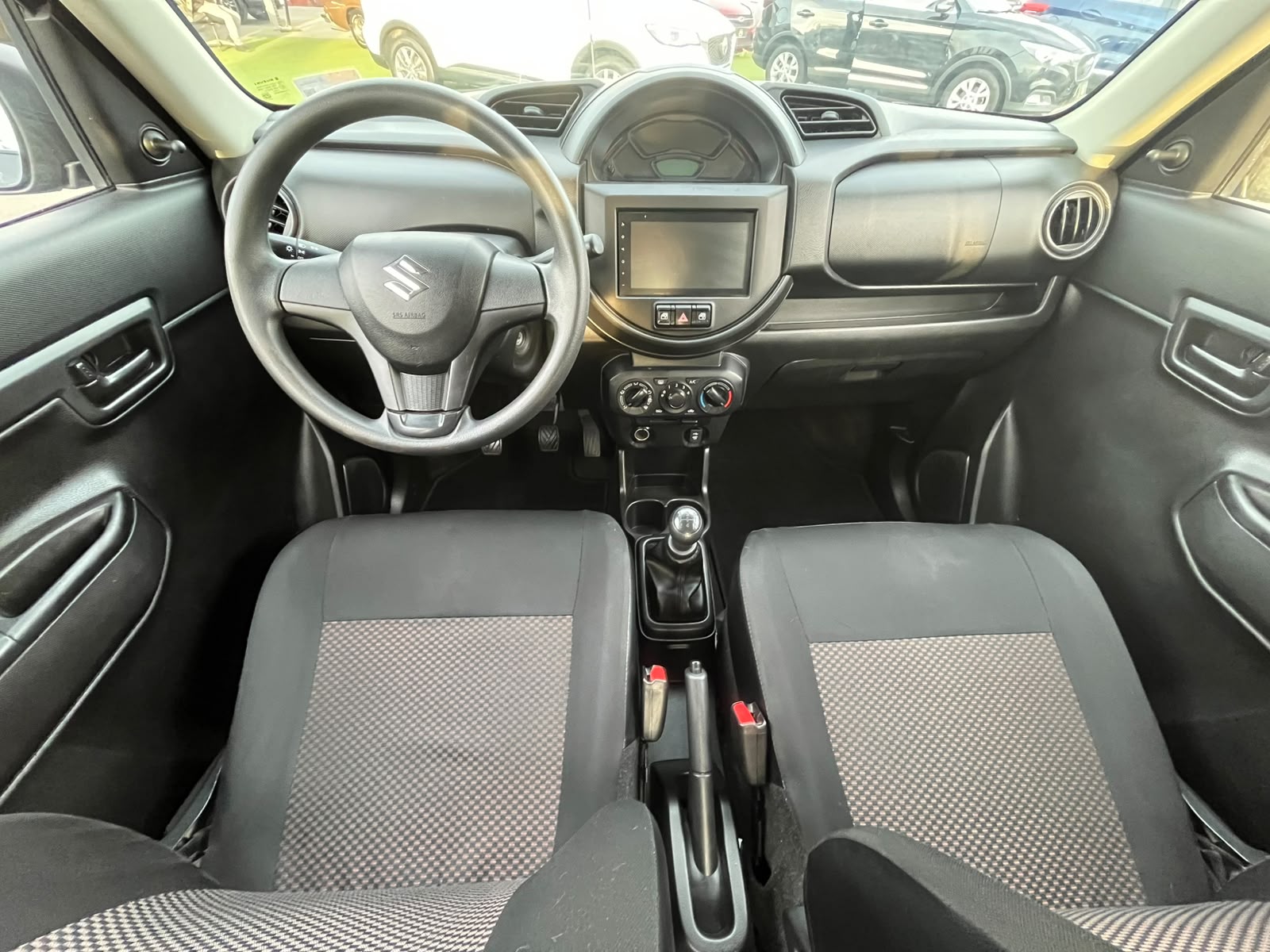 Suzuki S PRESSO HB 1.0 2021 - Imagen 10 de 18