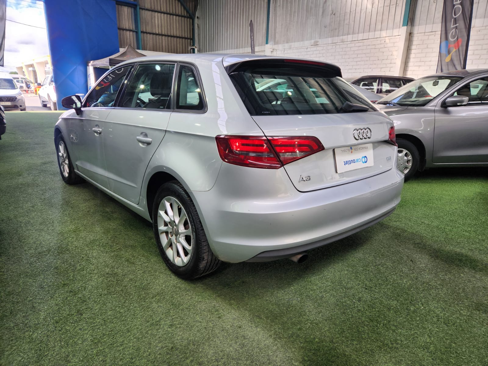 Audi A3 ATTRACTION 1.2 TFSI STRONIC 2014 - Foto 2 de 13