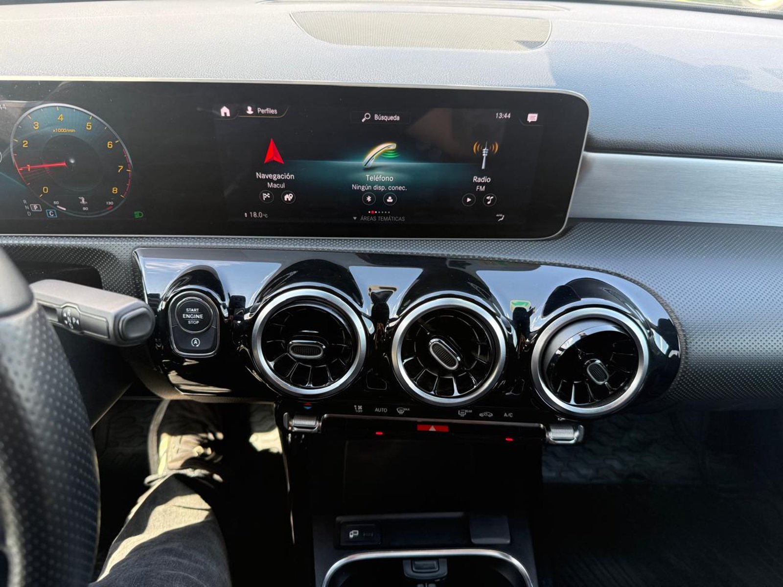 Mercedes-Benz A200 HATCH BACK 1.3 AUT 2020 - Imagen 16 de 20