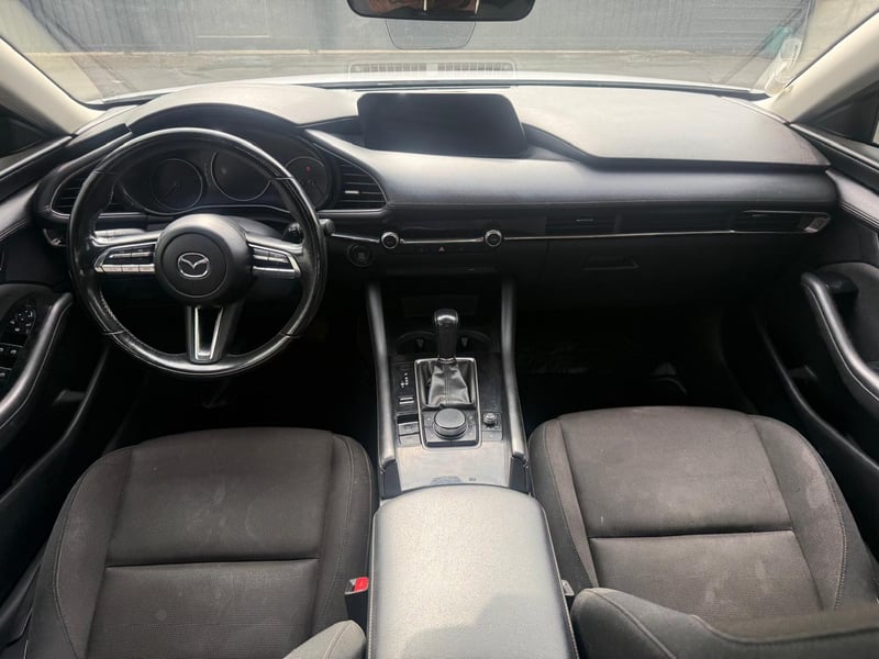 Mazda NEW 3 2.0 AUT 2023 - Imagen 12 de 20