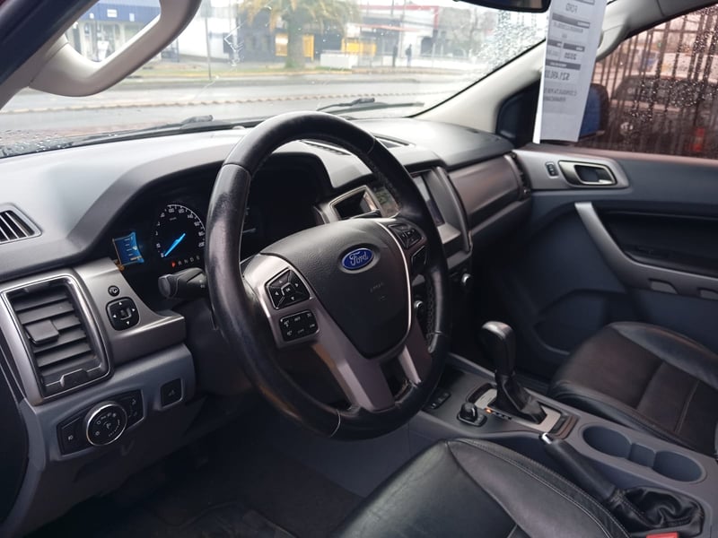 Ford RANGER DCAB 4X4 3.2 AUT 2020 - Imagen 8 de 14
