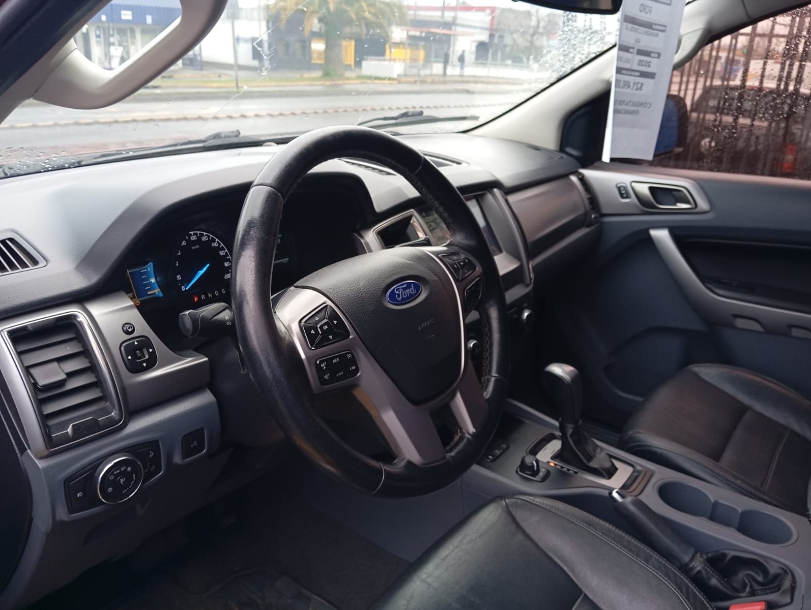 Ford RANGER DCAB 4X4 3.2 AUT 2020 - Imagen 8 de 14
