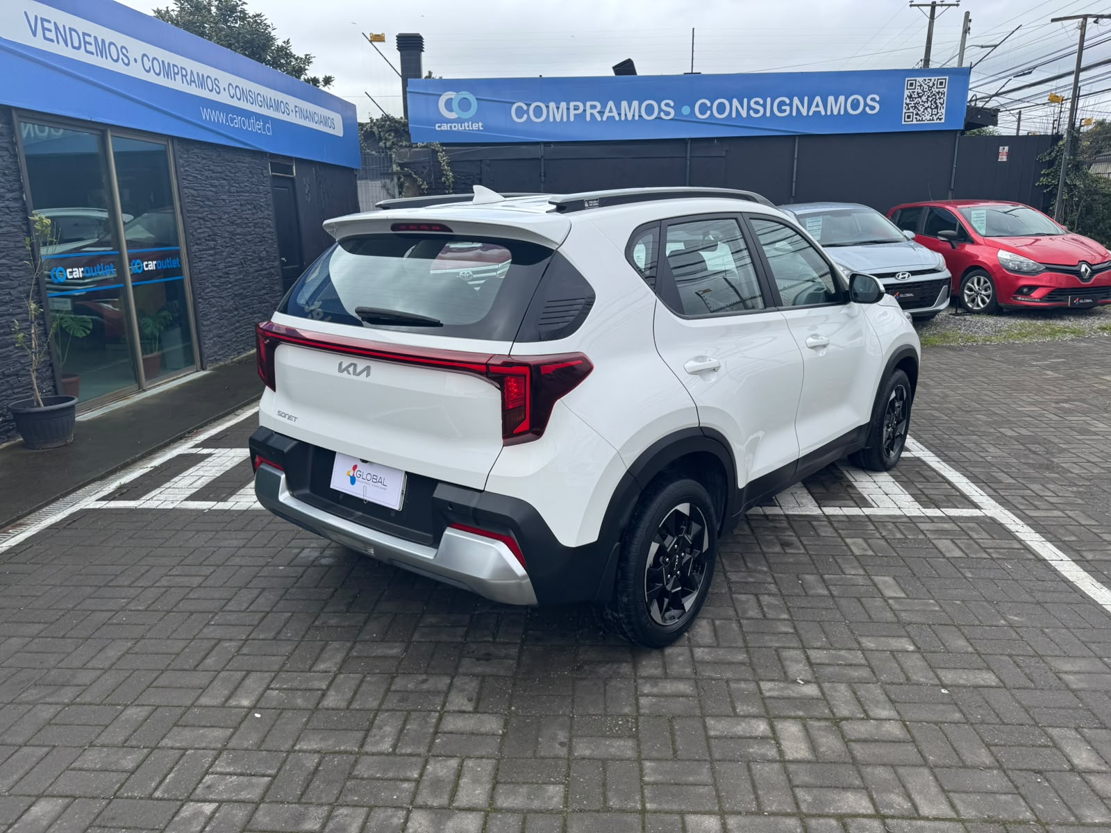 Kia SONET 1.5 AUT 2025 - Foto 4 de 11