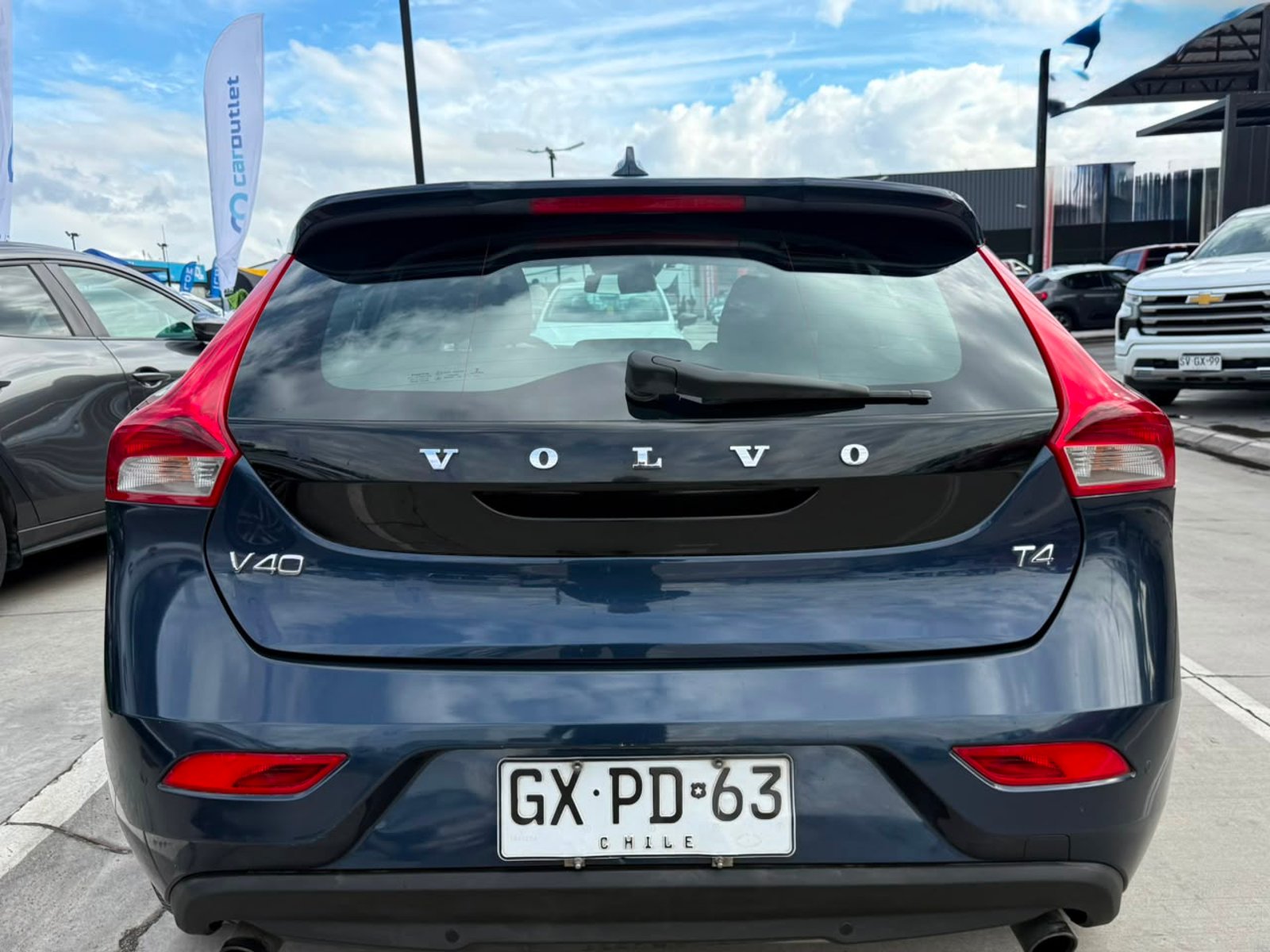 Volvo V40 T4 COMFORT 2015 - Foto 4 de 19