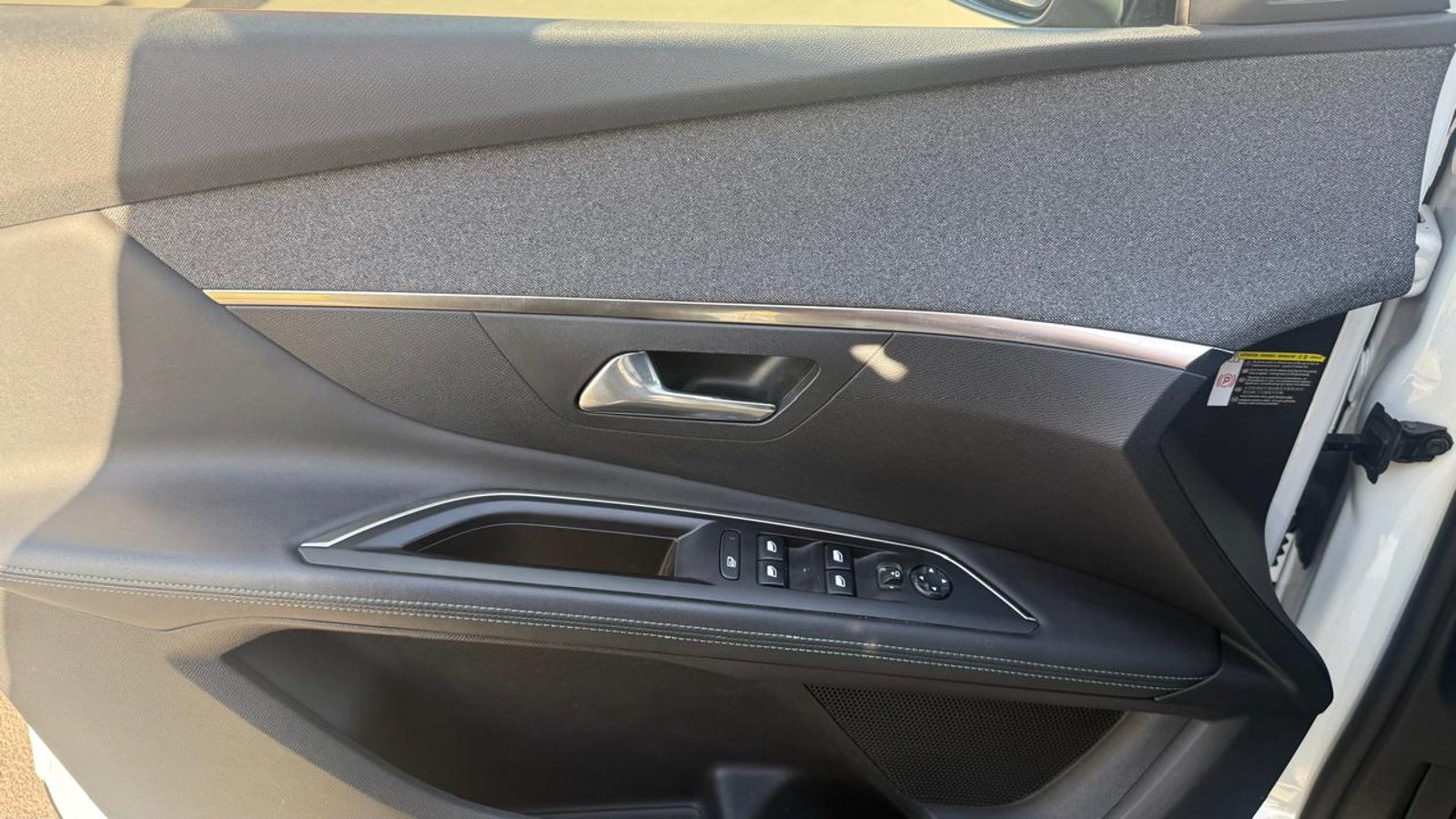 Peugeot 3008 THP 165HP 1.6 AUT 2022 - Imagen 11 de 20