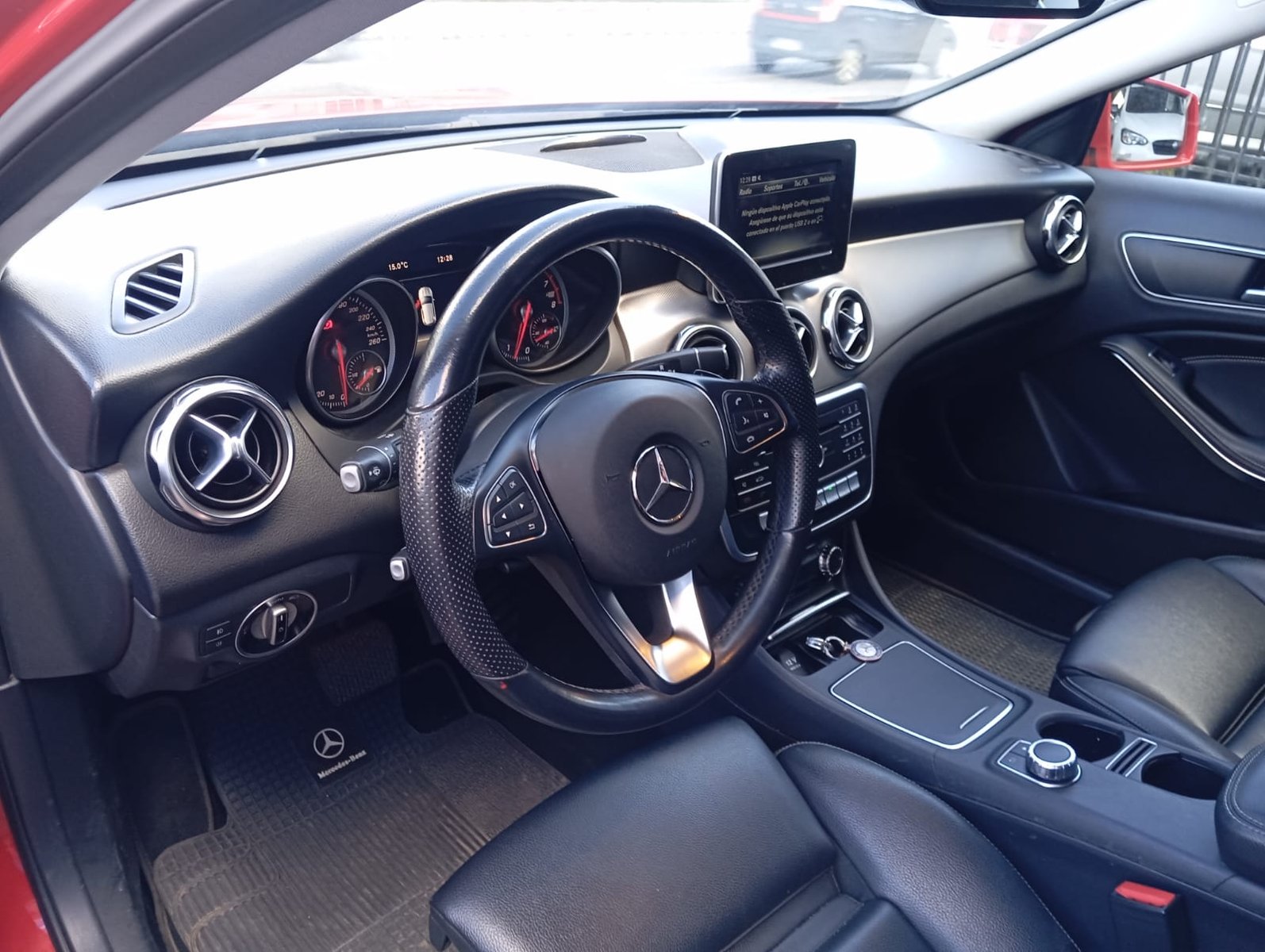 Mercedes-Benz GLA 200 HB 1.6 2020 - Imagen 7 de 14