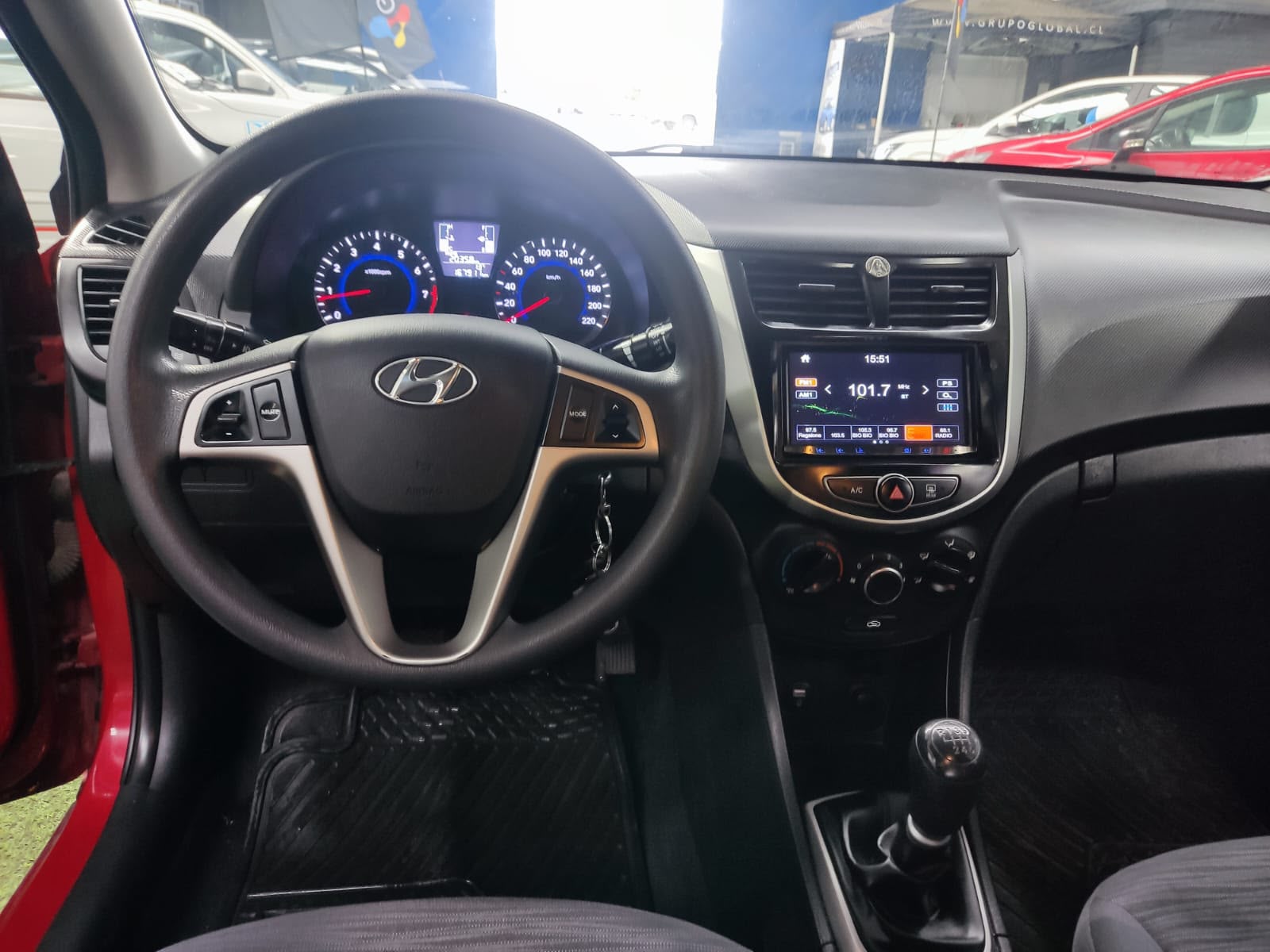 Hyundai ACCENT GL 1.4 2019 - Imagen 7 de 11