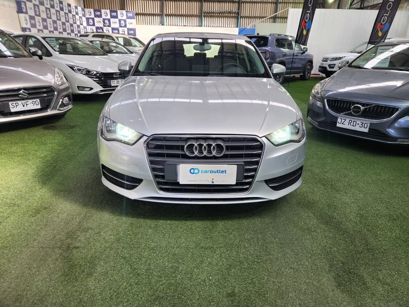 Audi A3 ATTRACTION 1.2 TFSI STRONIC 2014 - Imagen 6 de 13