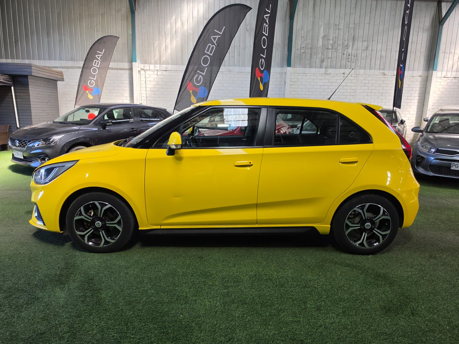 MG 3 HATCH BACK 1.5 2023 - Foto 2 de 11