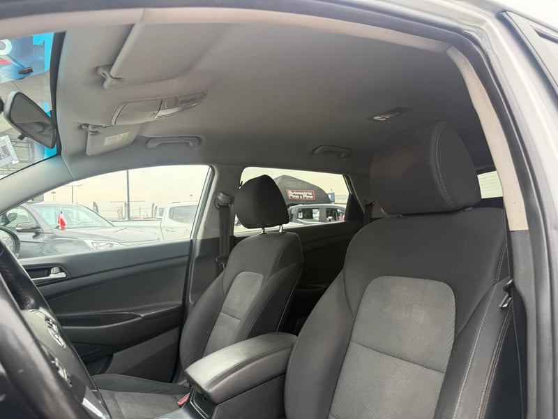 Hyundai TUCSON TL 2.0 AUT 2020 - Imagen 9 de 20