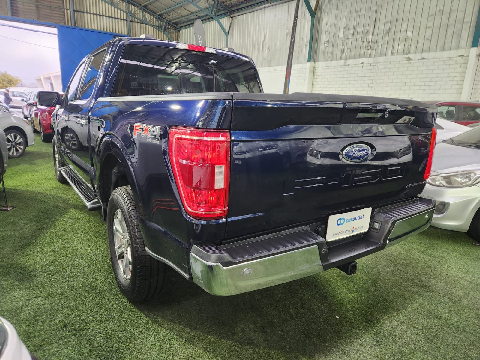 Ford F150 XLT 4X4 5.0 AUT 2024 - Foto 2 de 11