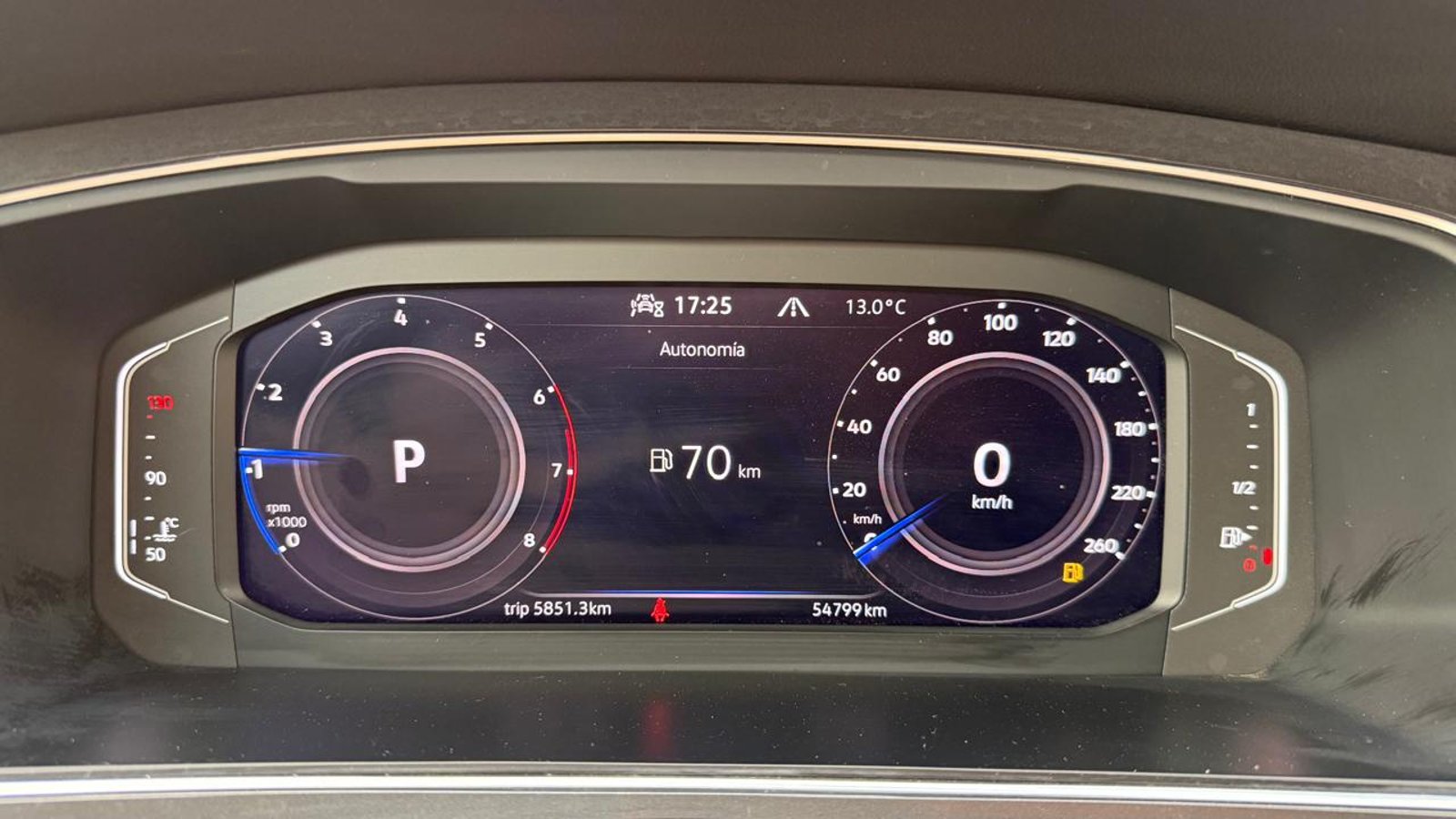 VOLKSWAGEN TIGUAN 1.4 AT 2023 - Imagen 14 de 20