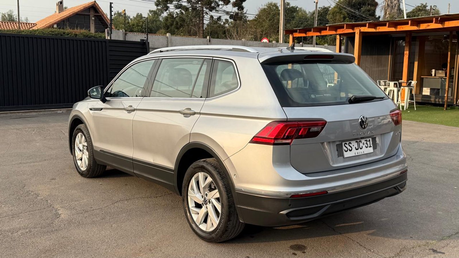 VOLKSWAGEN TIGUAN 1.4 AT 2023 - Foto 3 de 20