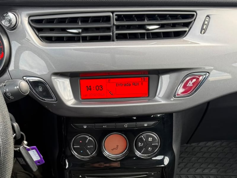 Citroën C3 1.6 2015 - Imagen 15 de 18