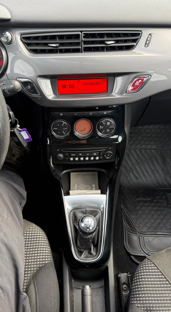 Citroën C3 1.6 2015 - Imagen 15 de 18