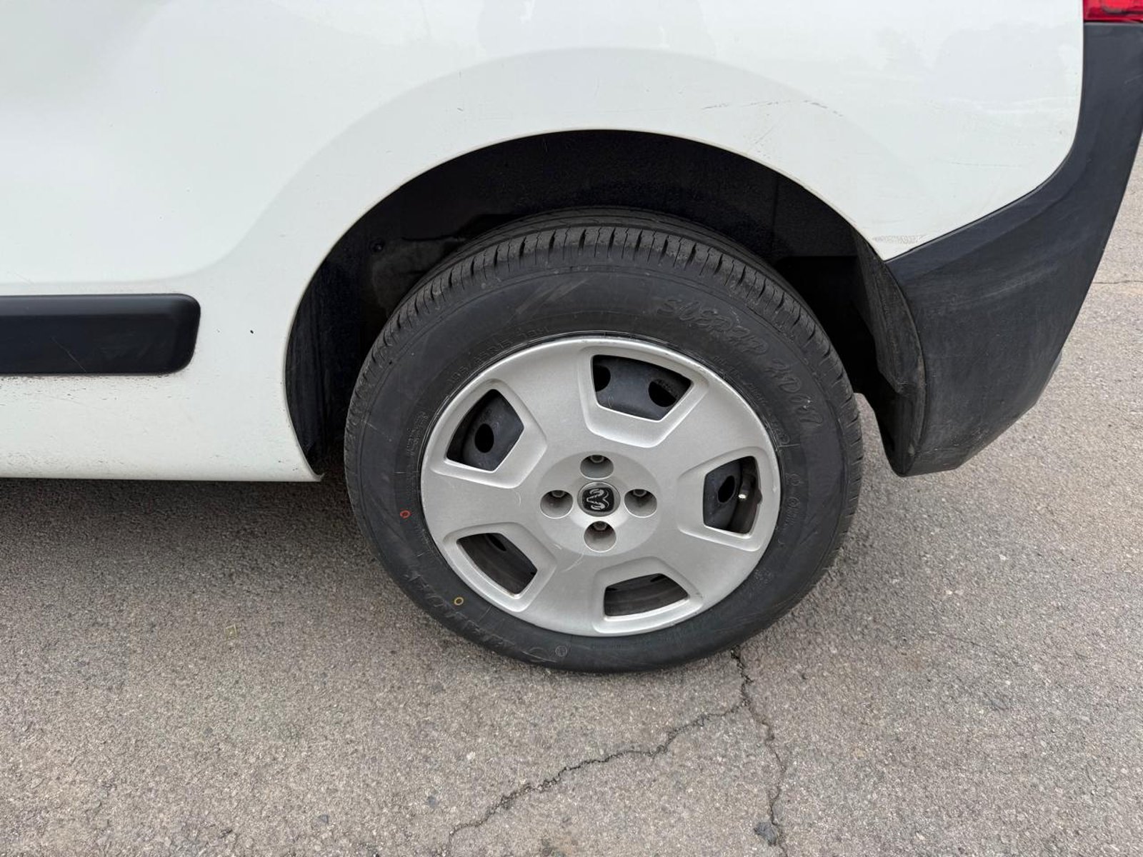 RAM VAN 700 CITY 1.4 2022 - Imagen 17 de 20