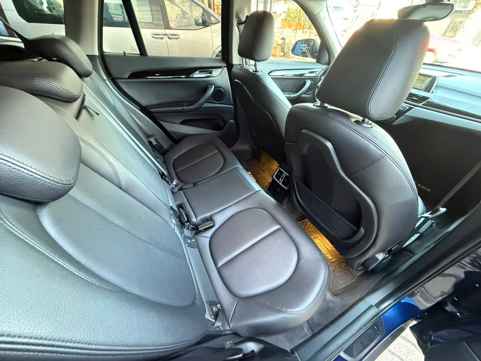 BMW X1 SDRIVE 20I 2.0 AUT 2018 - Imagen 11 de 15