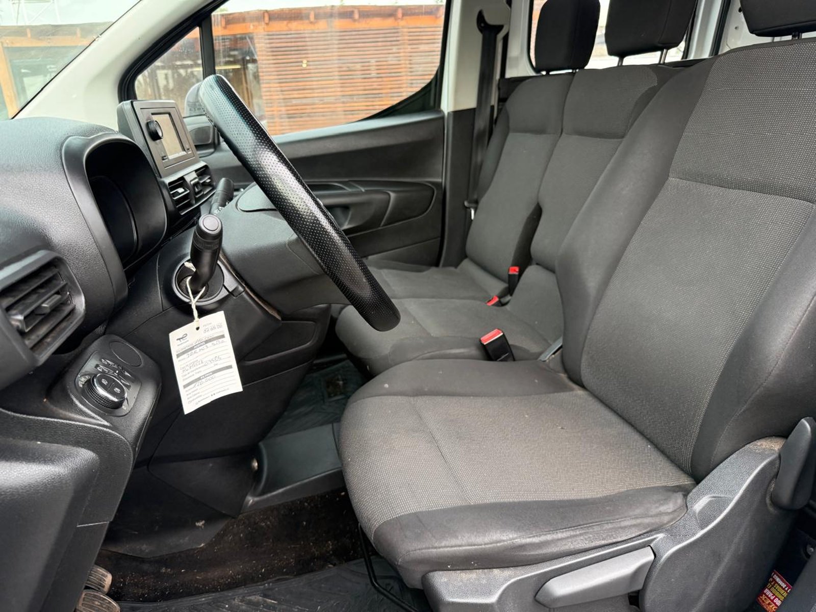 Opel COMBO 1.6 2022 - Imagen 11 de 20