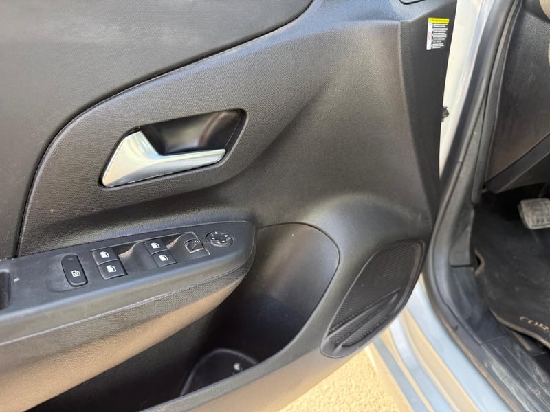 Opel CORSA 100 1.2 AUT 2025 - Imagen 12 de 20
