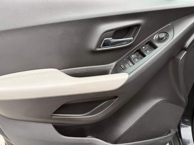 Chevrolet TRACKER 1.8 FWD E5 LS MT 2019 - Imagen 11 de 20