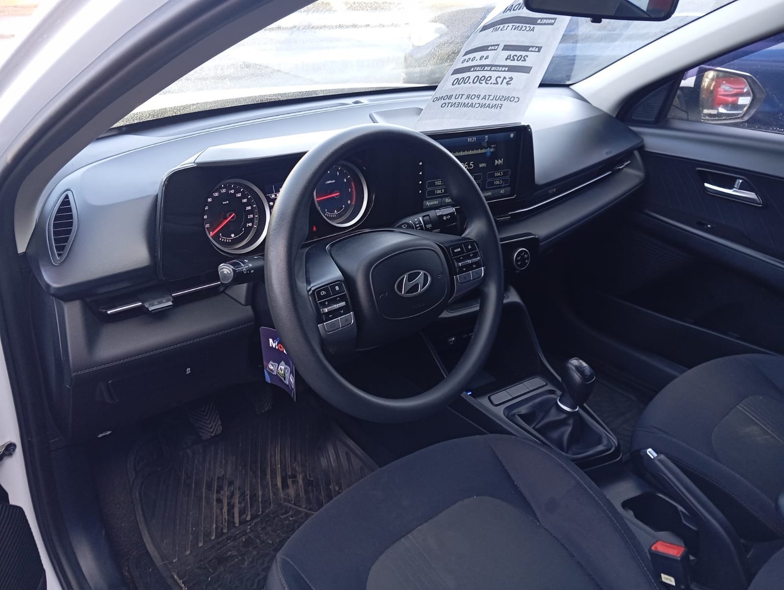 HYUNDAI ACCENT BN7I MPI 1.5 2024 - Imagen 10 de 13