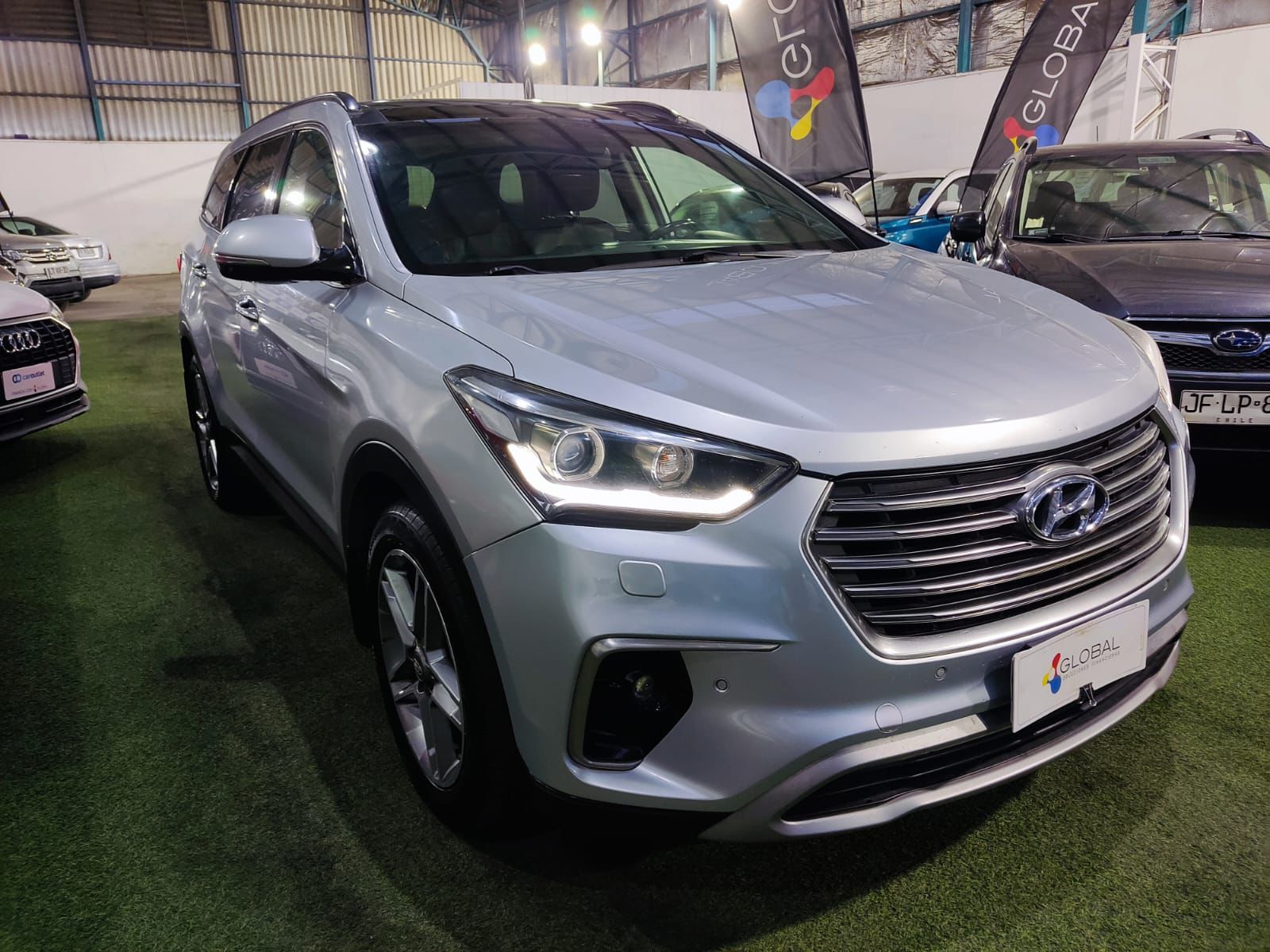 HYUNDAI GRAND SANTA FE NC 5DR CRDI GLS 2017 - Foto 5 de 16