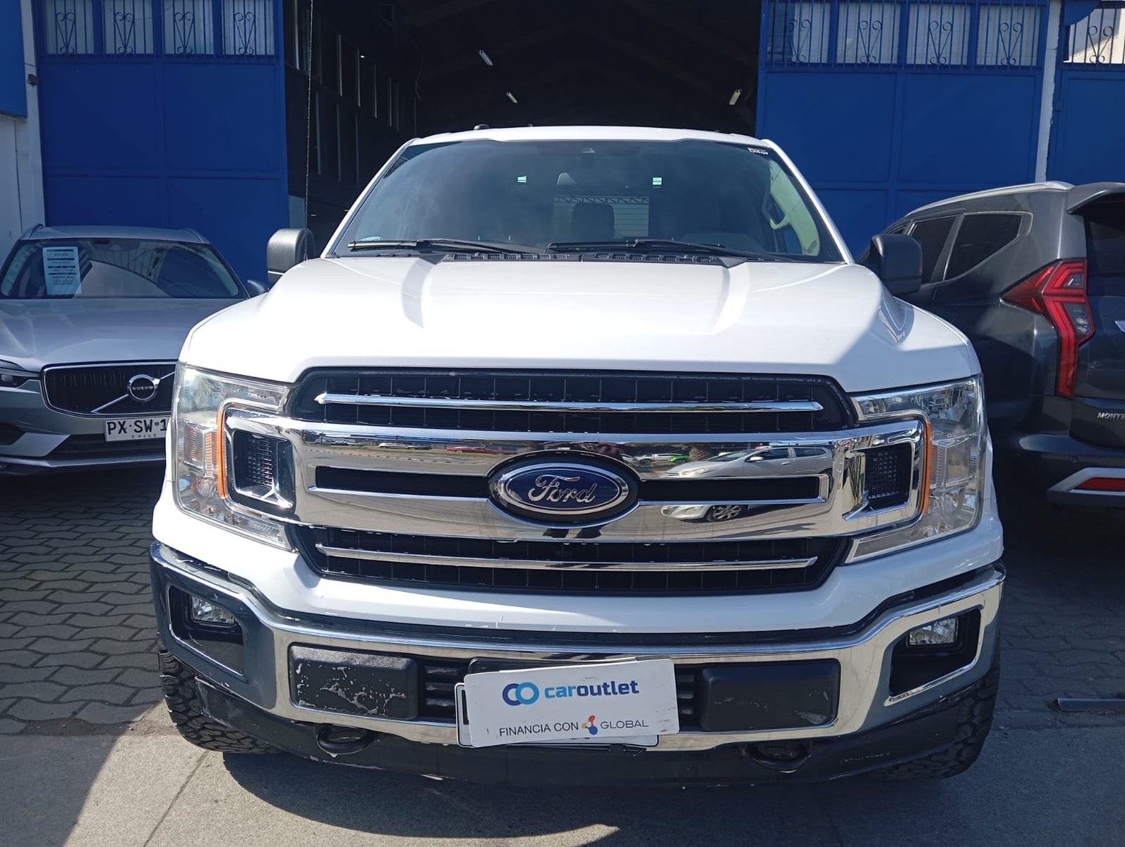 Ford F-150 XLT 4X2 2020 - Imagen 6 de 10