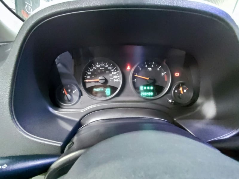 Jeep PATRIOT 4X4 2.4 AUT 2011 - Imagen 14 de 16