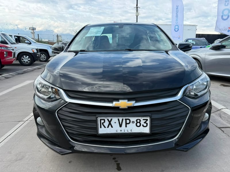 Chevrolet ONIX NB LT 1.0T 2022 - Imagen 8 de 19