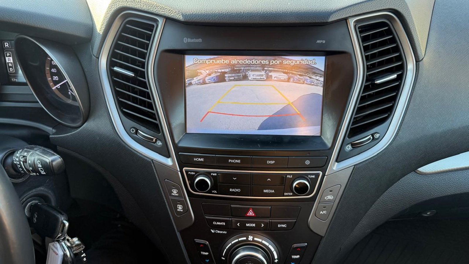 Hyundai GRAND SANTA FE NC 3.3 GLS 2WD 2019 - Imagen 17 de 20