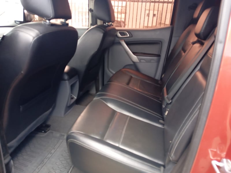 Ford RANGER DCAB 4X4 3.2 AUT 2020 - Imagen 7 de 14