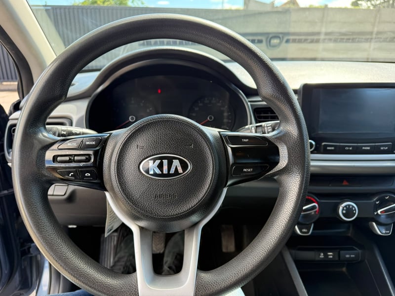 Kia RIO 4 LX 1.4 2019 - Imagen 11 de 18