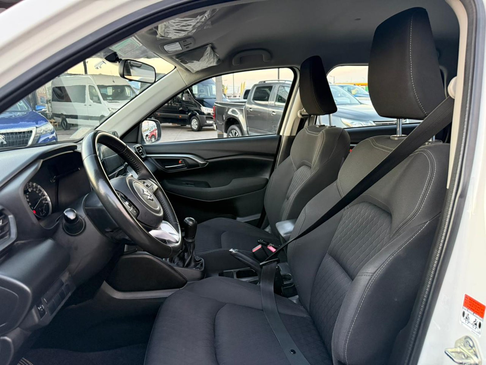 SUZUKI NEW GRAND VITARA GL 1.5 2023 - Imagen 9 de 18