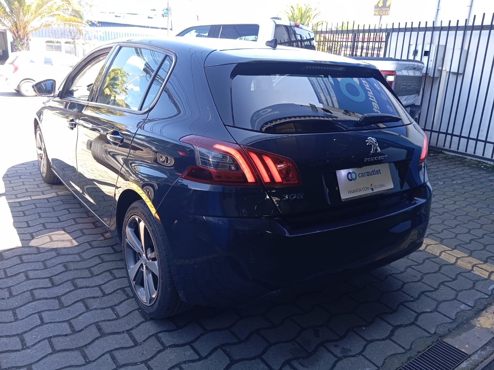 Peugeot 308 ALLURE BLUEHDI 1.5 2019 - Foto 2 de 15
