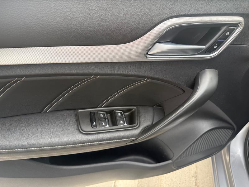 MG 6 DLX 1.5 2022 - Imagen 11 de 20