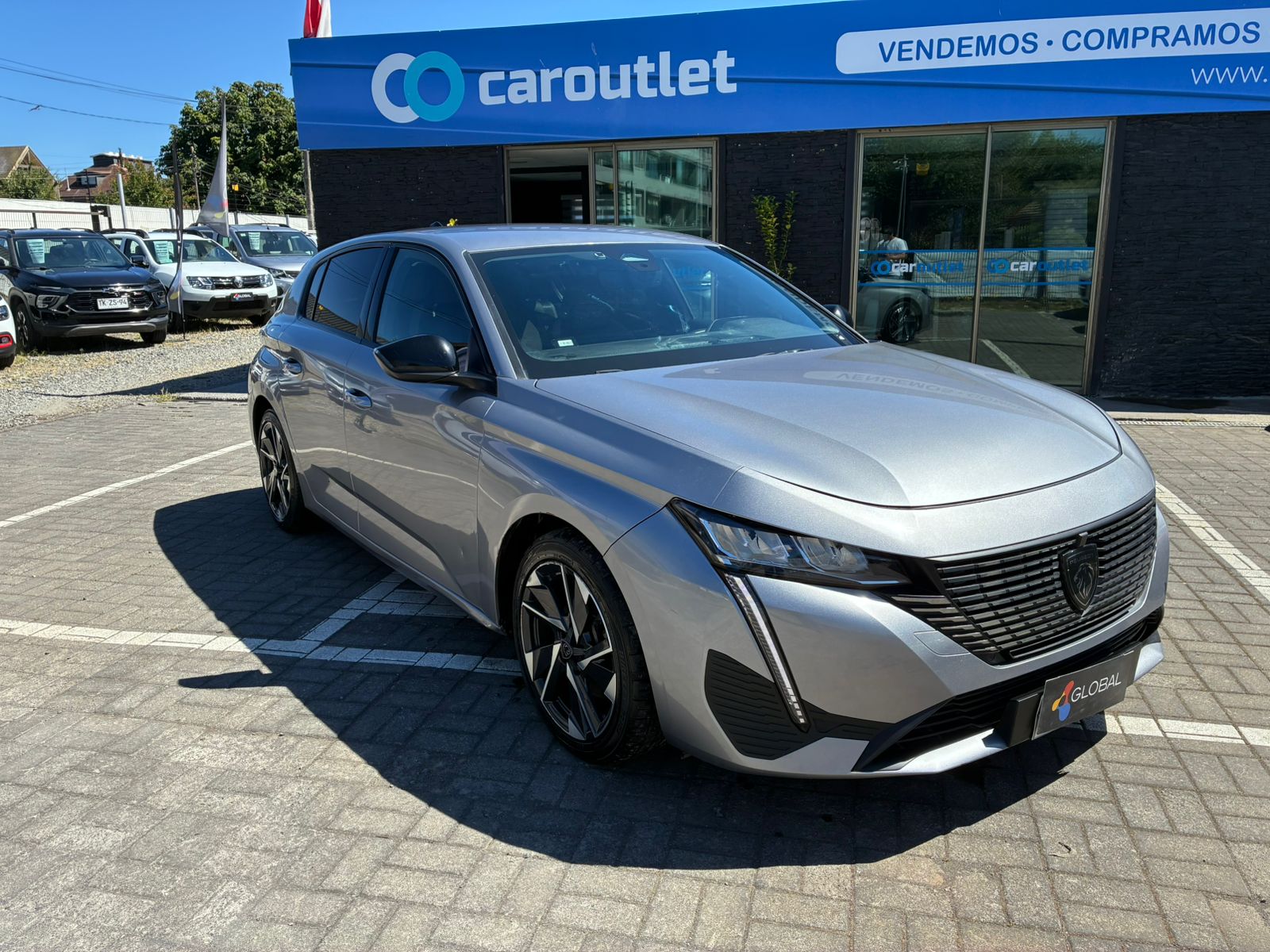 Peugeot 308 BLUEHDI 1.5 AUT 2024 - Foto 3 de 11