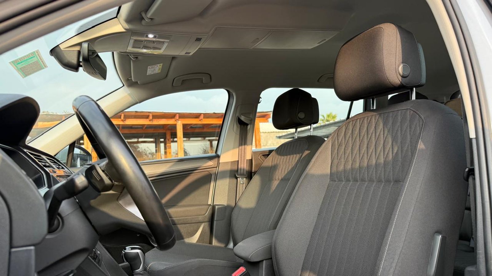 VOLKSWAGEN TIGUAN 1.4 AT 2023 - Imagen 10 de 20